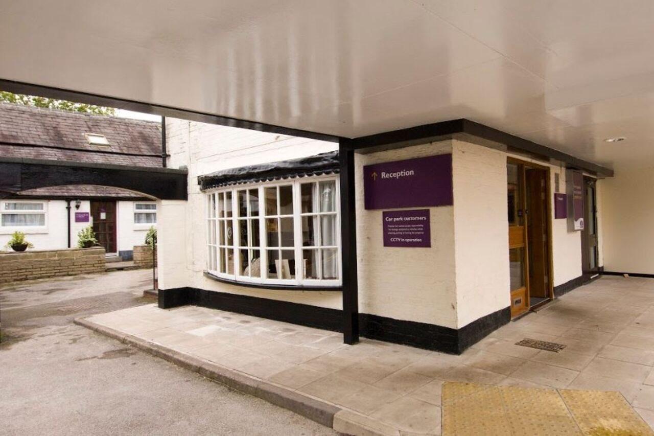 Premier Inn Натсфорд Экстерьер фото